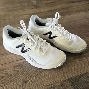 New Balance Women’s Tennis Shoes size 9